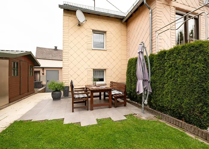 Haus Gertrud Holiday home Monzelfeld